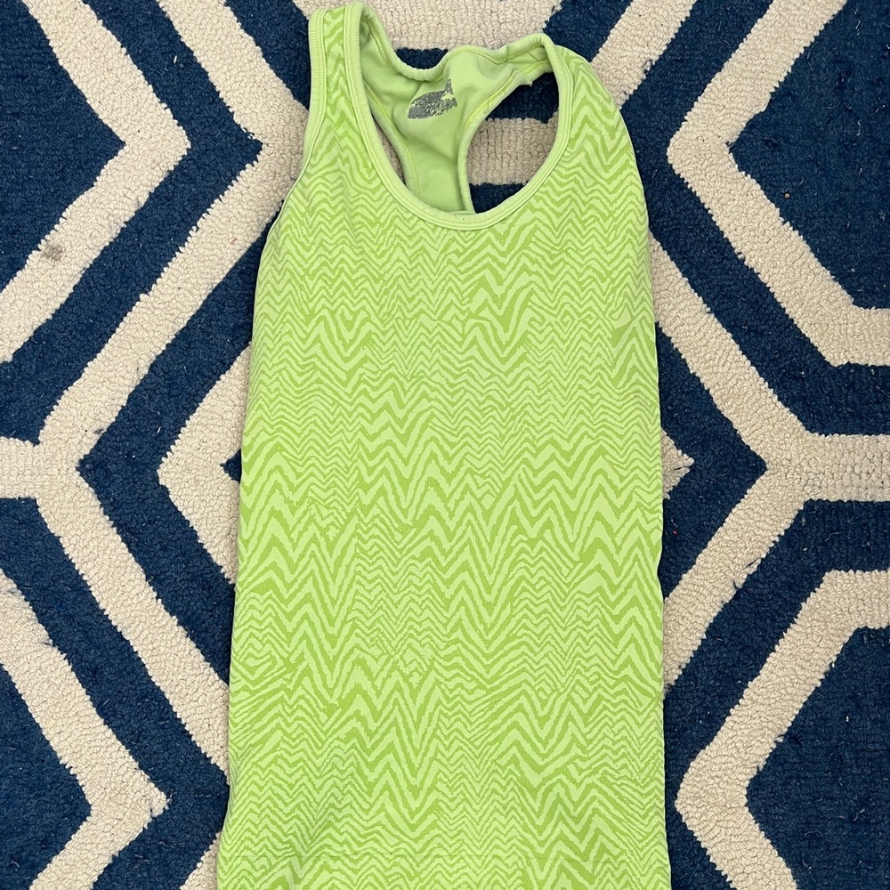 Athlete tank top